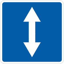 Дорожный знак «Реверсивное движение»